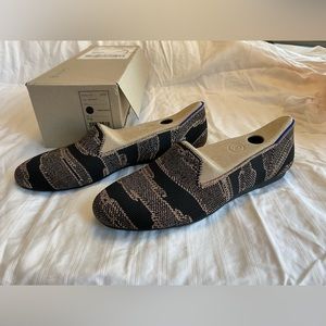 Rothy’s size 9 Golden Shimmer loafers.